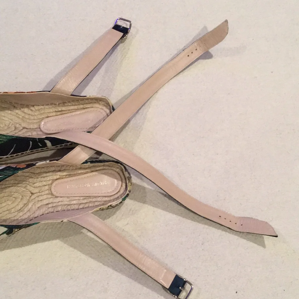Stuart Weitzman Tropical Espadrilles 6.5